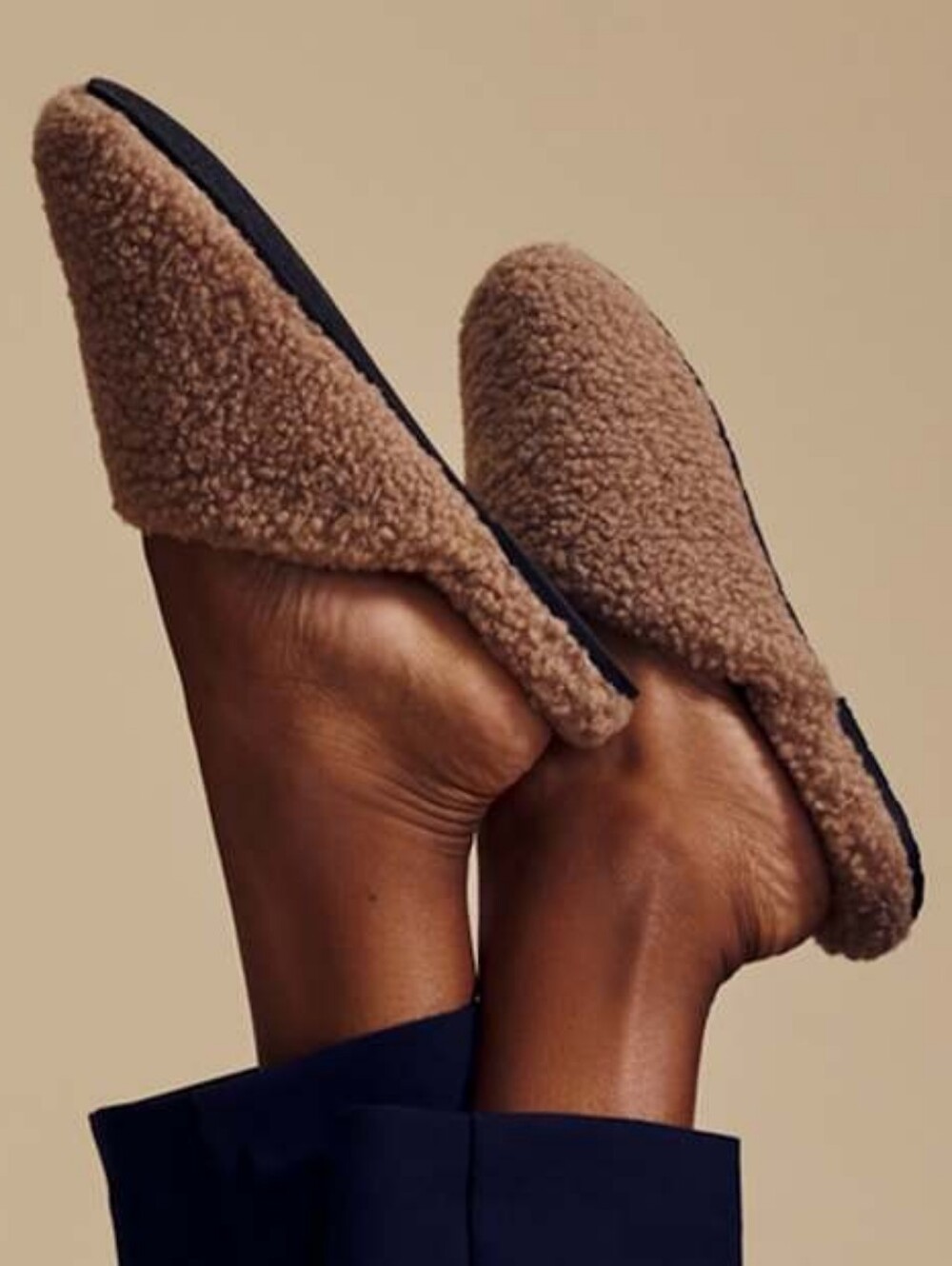 BOMBAS Women Sunday Mule Slipper